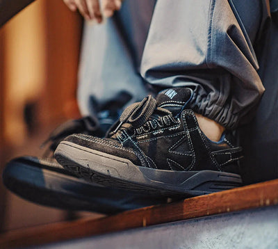 90's Style Skate Sneakers