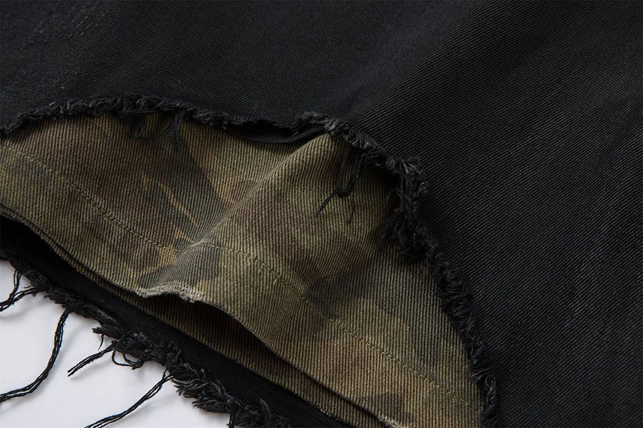 AW SPIKEY HEAD Camouflage Patchwork Raw Hem Jorts