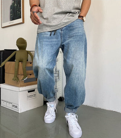 Balloon Fit Tapered Jeans