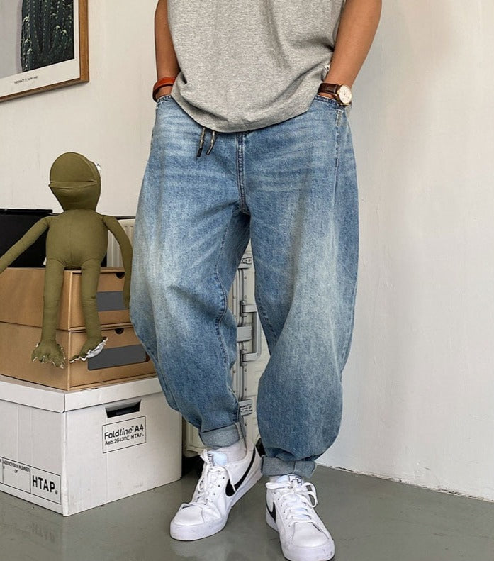 Balloon Fit Tapered Jeans