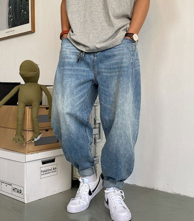 Balloon Fit Tapered Jeans