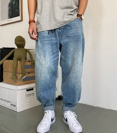 Balloon Fit Tapered Jeans