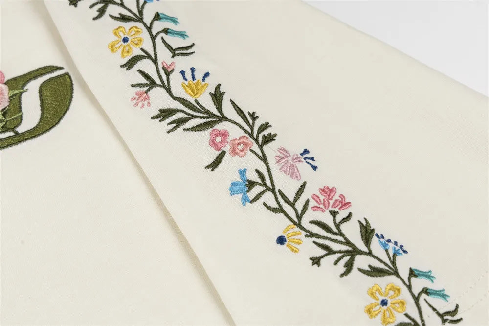DARK HARVEST Flower Embroidery T-Shirt