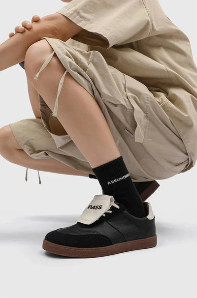 'Pass' Classic Long Tongue Sneakers