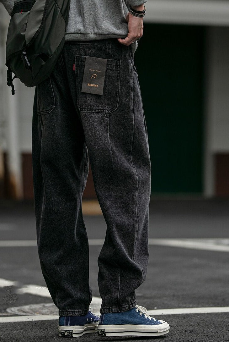 REKNAT Tapered Jeans with Keychain