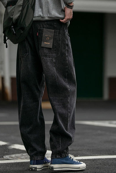 REKNAT Tapered Jeans with Keychain