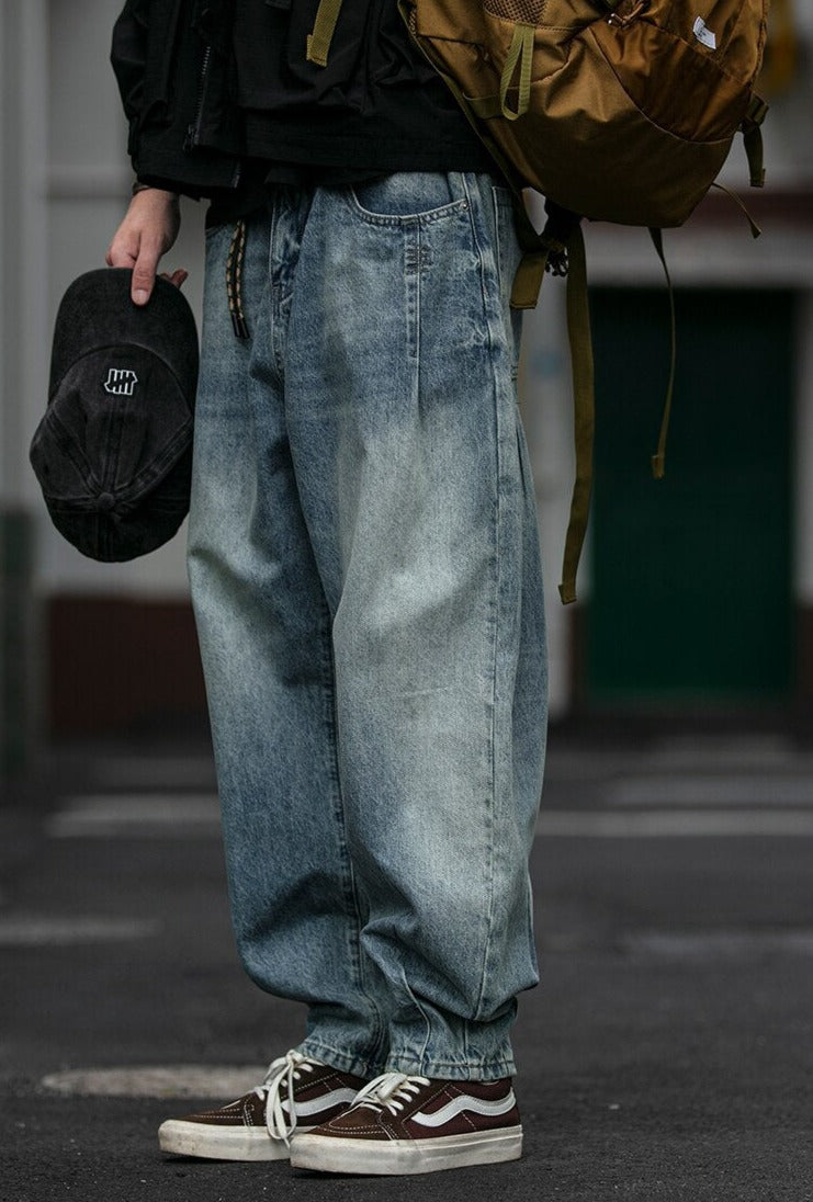 REKNAT Tapered Jeans with Keychain