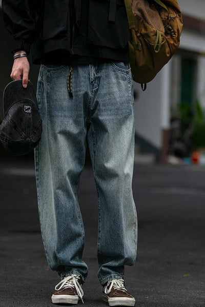 REKNAT Tapered Jeans with Keychain