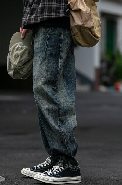REKNAT Tapered Jeans with Keychain