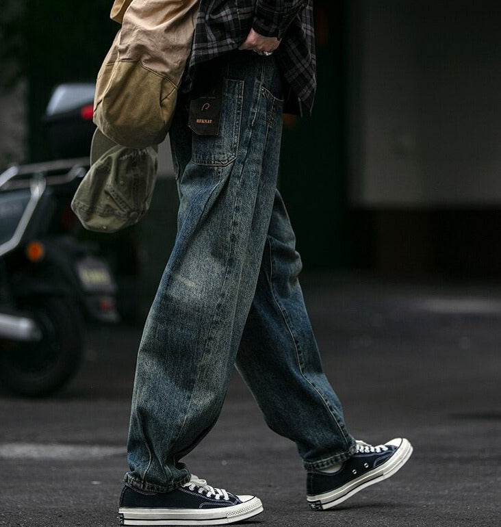 REKNAT Tapered Jeans with Keychain