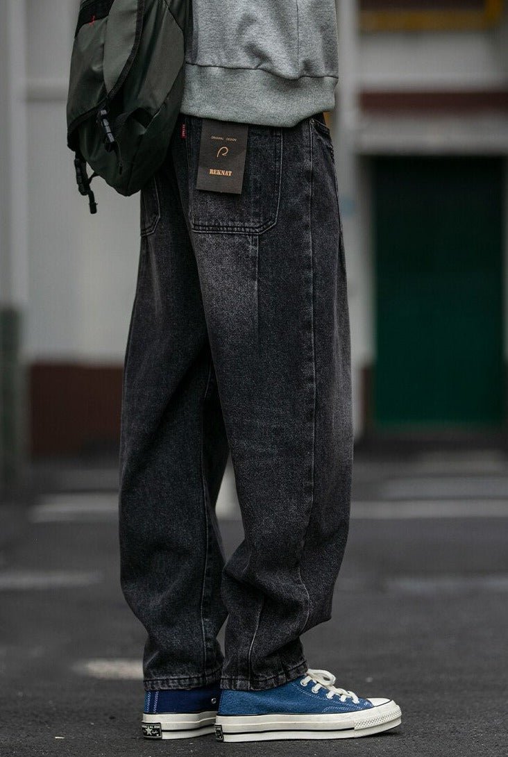 REKNAT Tapered Jeans with Keychain